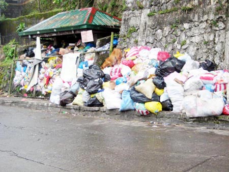 garbage cathy 189 GARBAGE EVERYWHERE. Piled up garbage can be found around the city since CEPMO holds waste collection two weeks ago