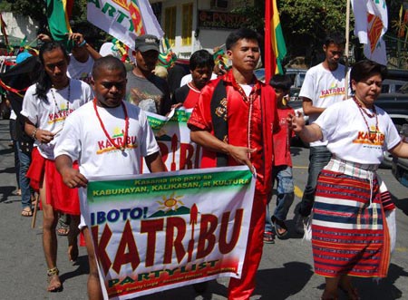 katribu bev2 CAMPAIGN KICK OFF. Beverly Longid, Guenasque Enriquez and Nelson Mallari, KATRIBU nominees during the Metro Manila opening salvo campaign. photo courtesy of katribu
