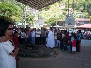 2010_1017kayan01_alma