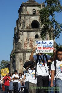2012_0226rallylaoag01