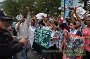 2012_0415smprotest_fists