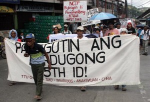 SUMIKAD KORDILYERA. Activists march from the regional office of the National Commission on Indigenous Peoples (NCIP) towards the regional office of the Department of Agriculture (DA). Photo by Rocky Ngalob 