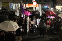 2016_1127marcosburialprotest_deepenaflor04.jpg