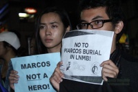 2016_1127marcosburialprotest_deepenaflor05.jpg
