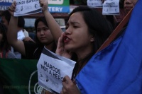 2016_1127marcosburialprotest_deepenaflor11.jpg